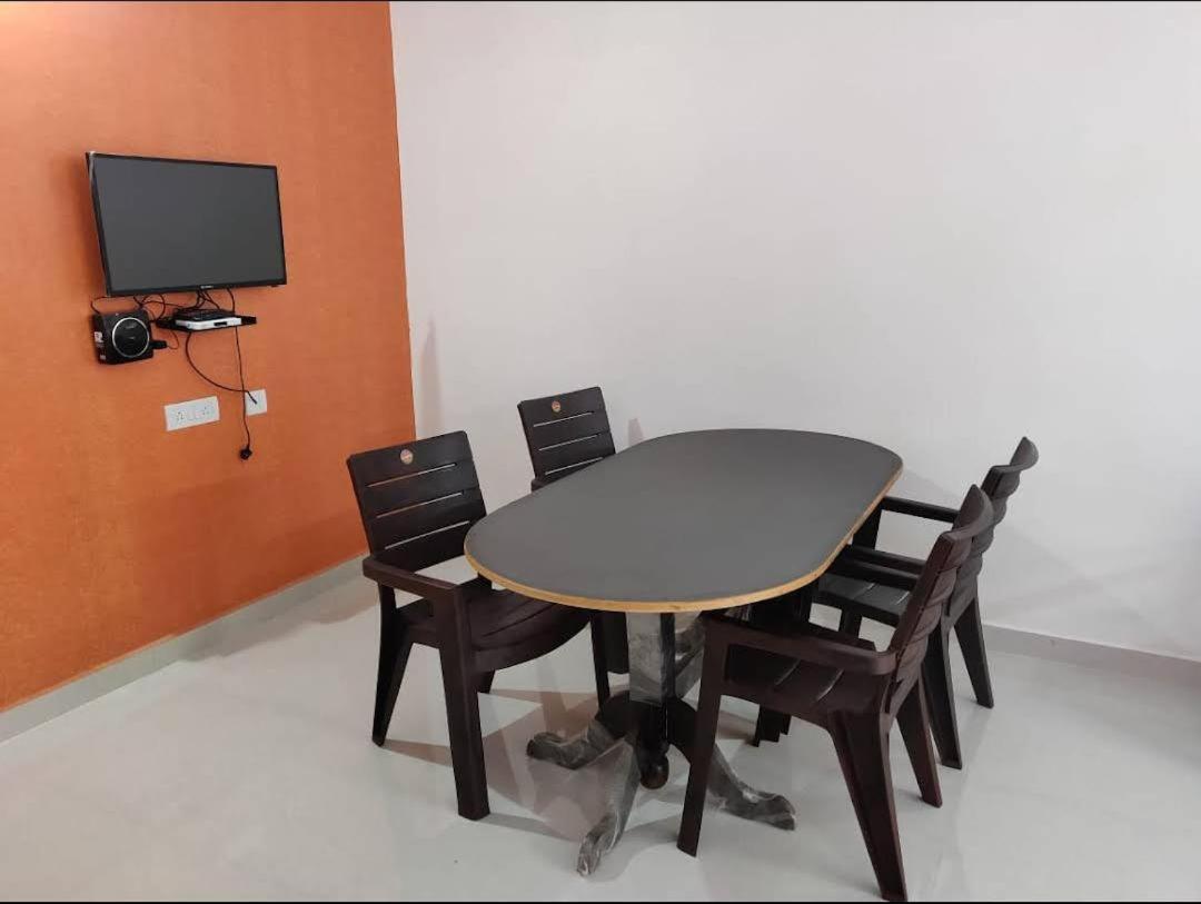 House Tully Villa Мадикери Екстериор снимка